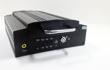HDD &amp;amp; SD بطاقة 4 قناة موبايل DVR للصدمات ، والسيارات الرقمية المتنقلة DVR H 264