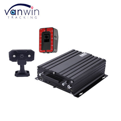 4CH 1080P SD MDVR مراقبة وتتبع في الوقت الحقيقي 4G AI ADAS DMS DVR المحمول للحافلات والشاحنات