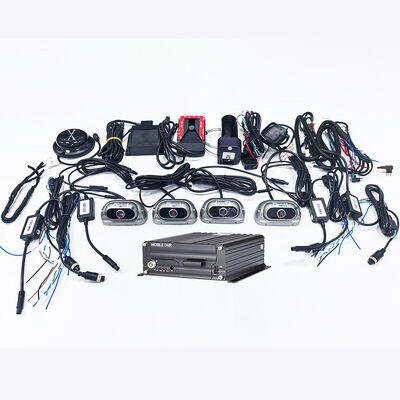 مجموعة 4G DVR المحمولة مع مراقبة الذكاء الاصطناعي ونظام AEBS للفرامل النشطة للشاحنات