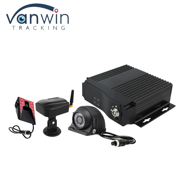 8ch 4G GPS MDVR ADAS DSM كاميرا مع GPS DVR المحمول المركبات CCTV AI MDVR سيارة مربع أسود